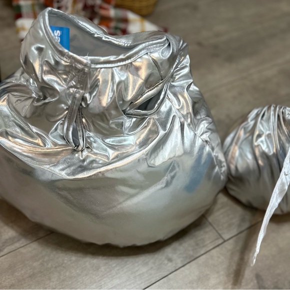 Official Hershey Toddler Halloween Costume Hershey's Kisses chocolate costume - Picture 5 of 16